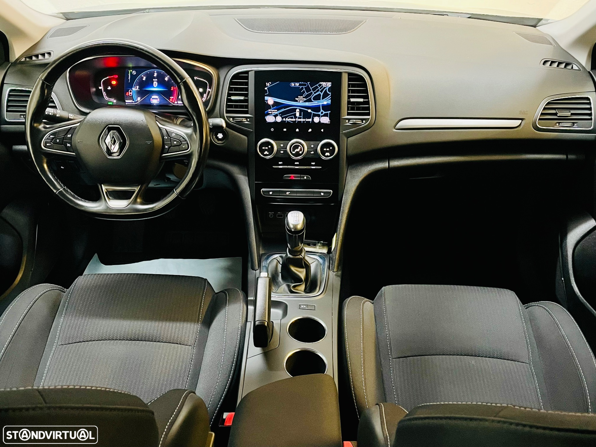 Renault Mégane Sport Tourer BLUE dCi 115 INTENS - 13