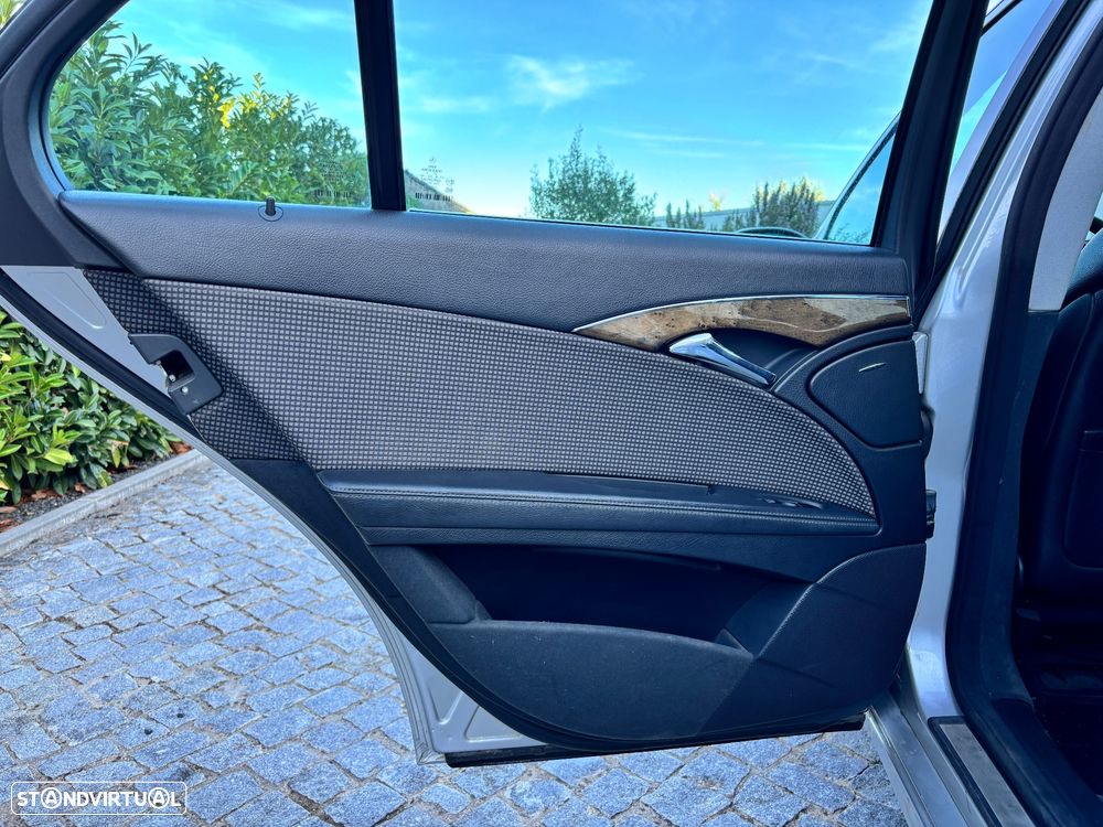 Mercedes-Benz E 220 CDi Avantgarde Aut. - 22
