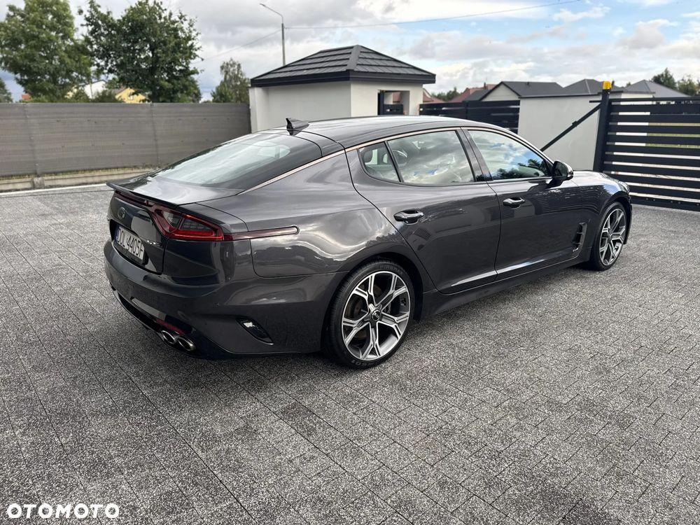 Kia Stinger 2.0 T-GDI GT Line - 17
