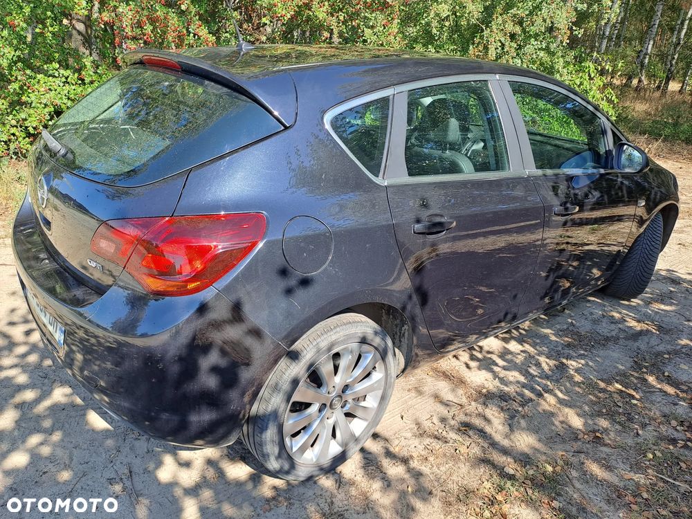 Opel Astra 1.7 CDTI DPF Active - 7