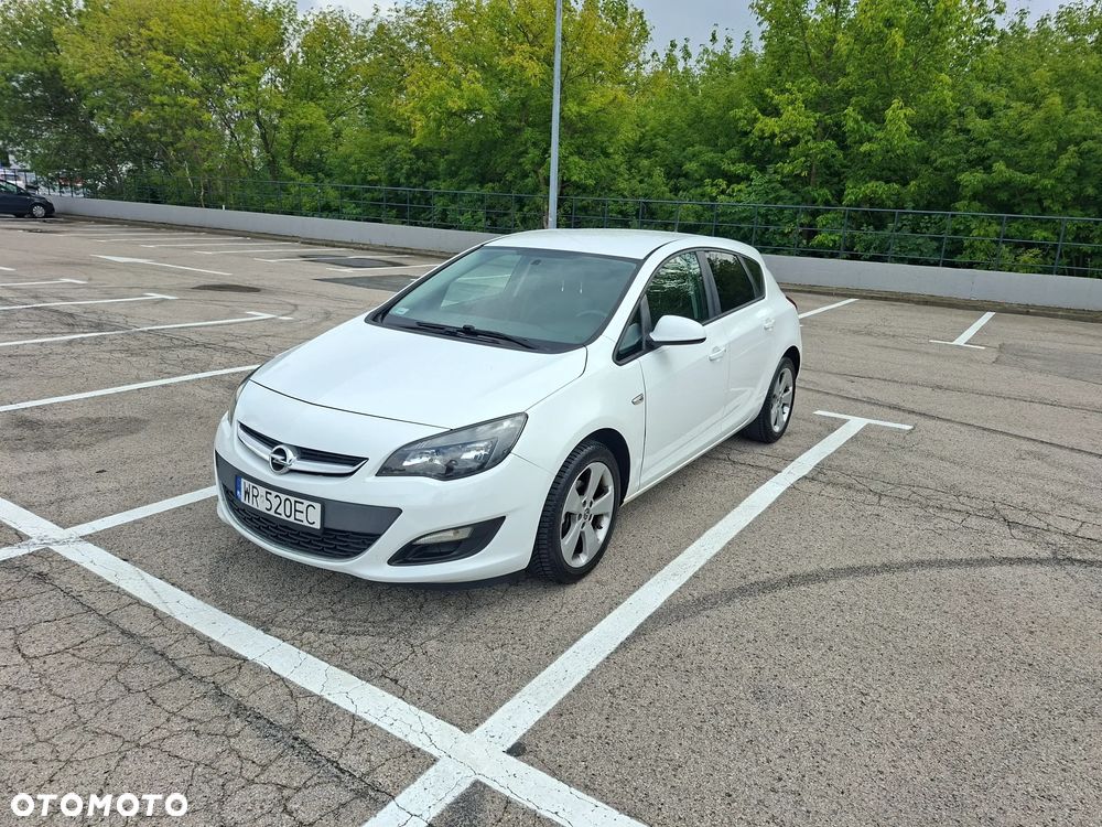 Opel Astra 1.4 T Cosmo - 1