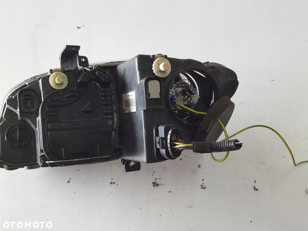 SEAT LEON 2 II LIFT 09-12r LAMPA PRAWA PRZÓD ANGLIK - 5