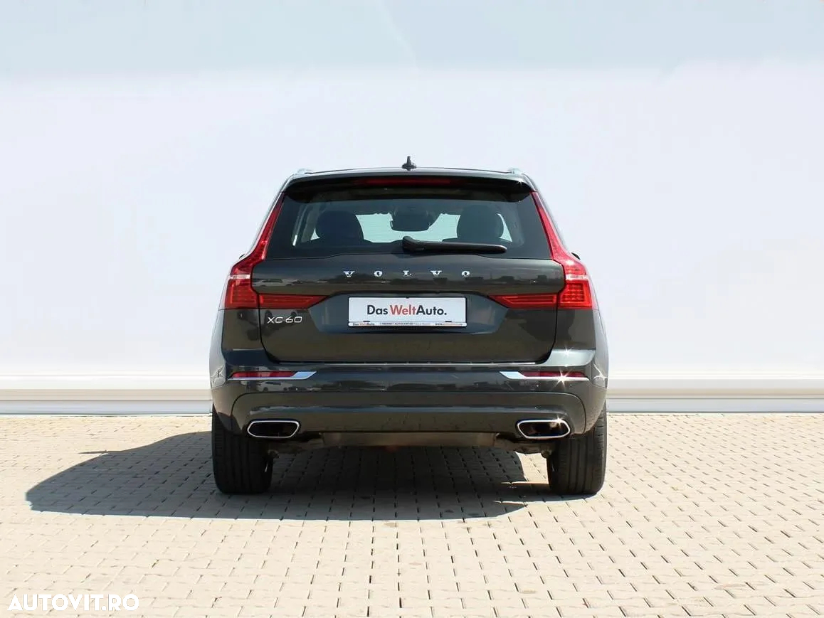Volvo XC 60 - 4
