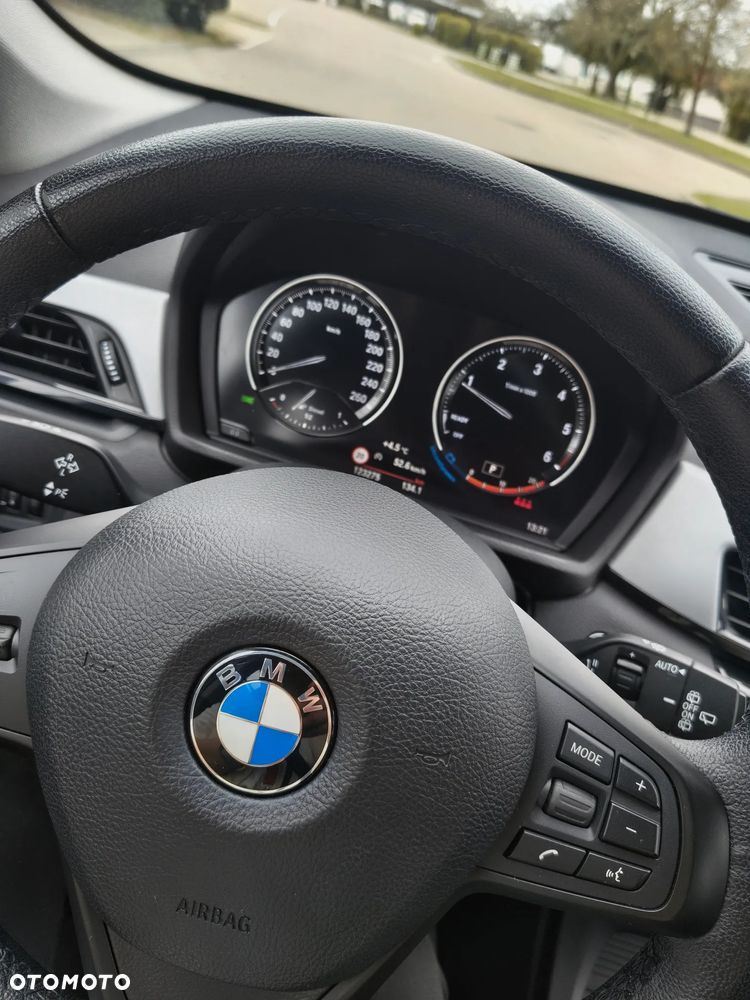 BMW X1 sDrive18d - 26