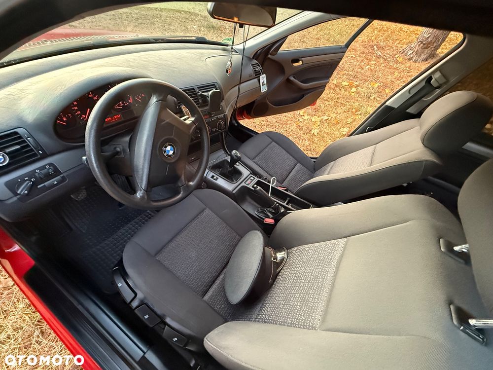 BMW Seria 3 316i - 13