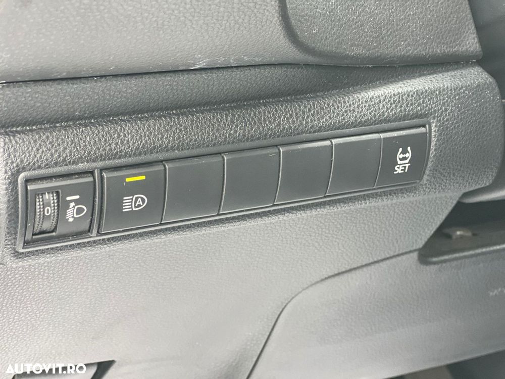 Toyota Corolla Sedan 1.5 TNGA CVT Business - 11