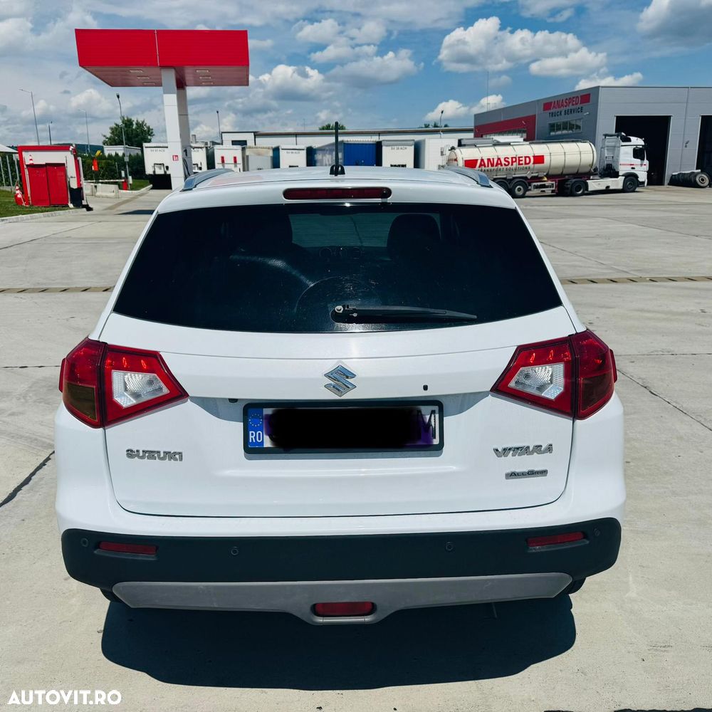 Suzuki Vitara - 3