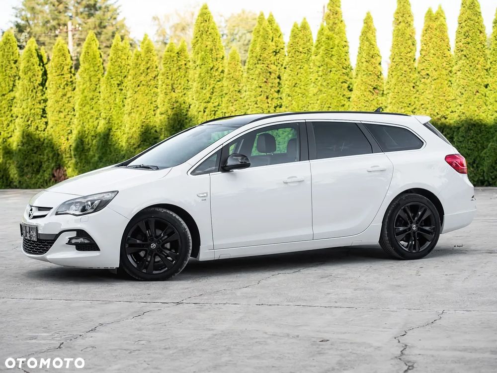 Opel Astra 1.6 T SIDI Cosmo S&S - 7