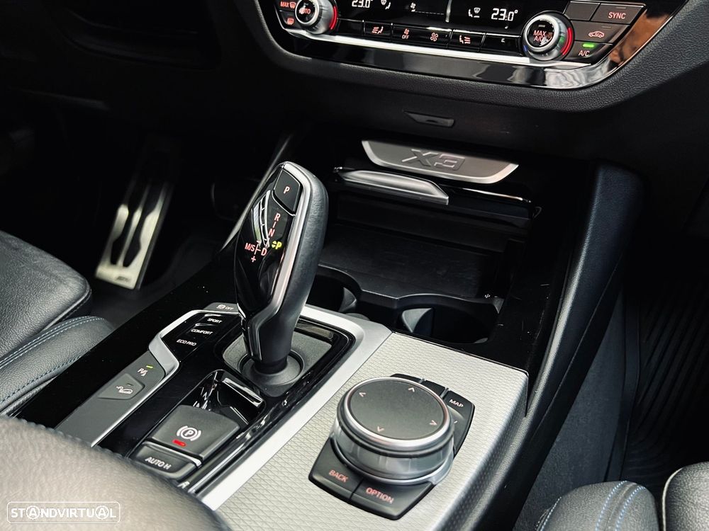 BMW X3 20 d xDrive Pack M - 23