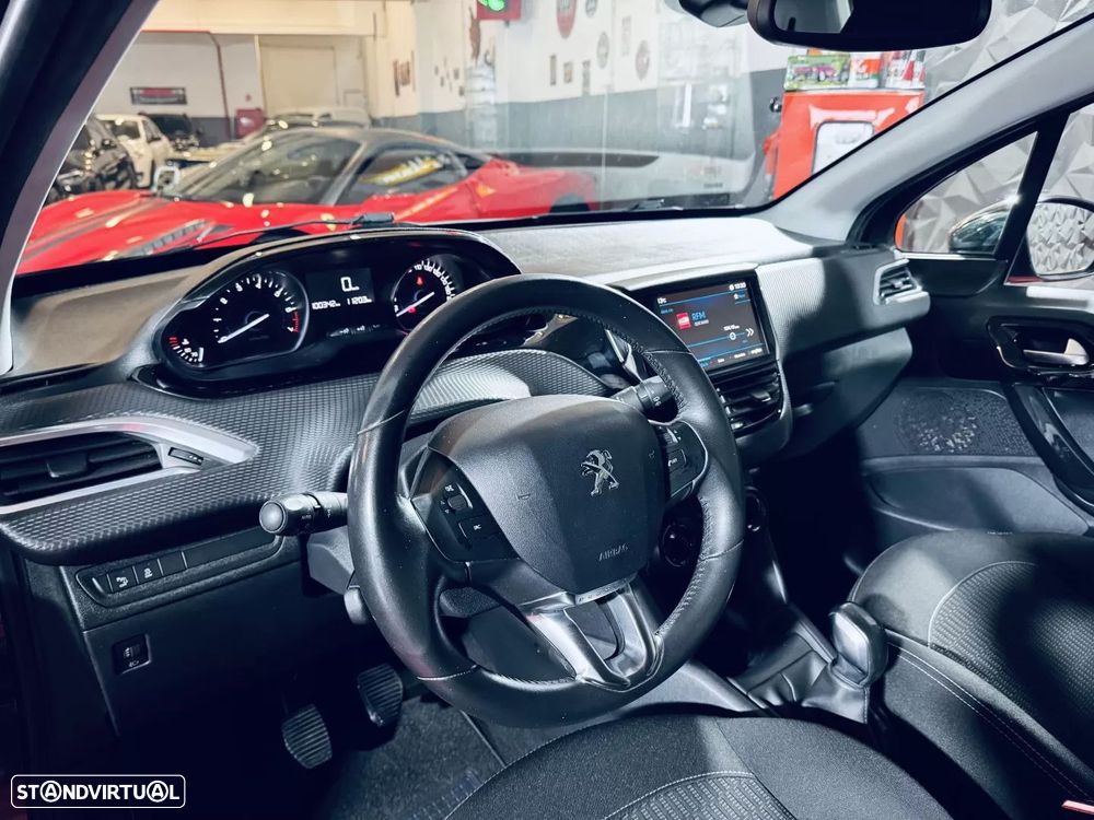 Peugeot 208 1.2 PureTech Style - 30