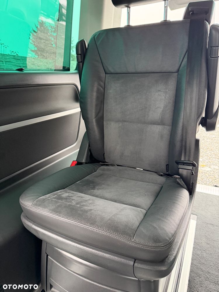 Volkswagen Multivan - 16