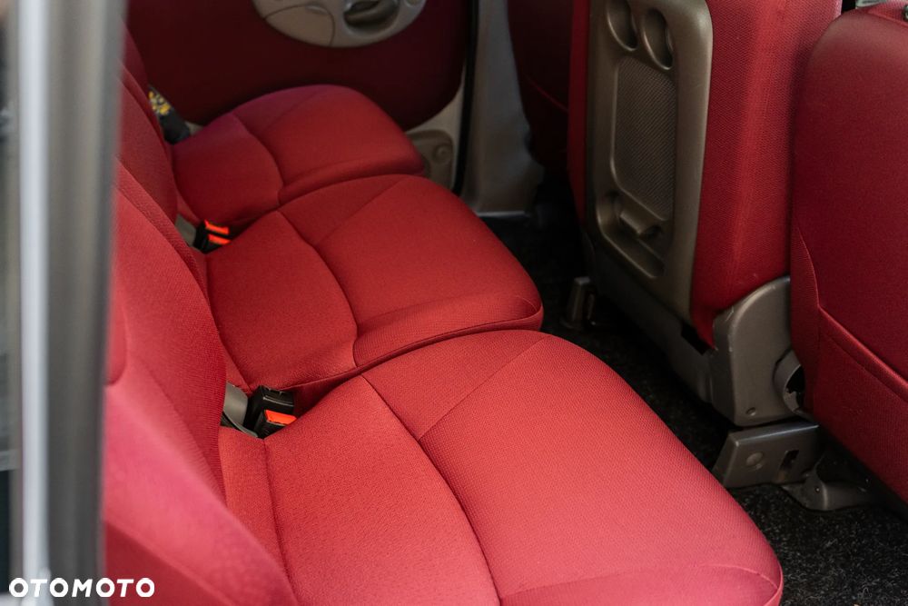 Fiat Multipla 1.6 16V - 12
