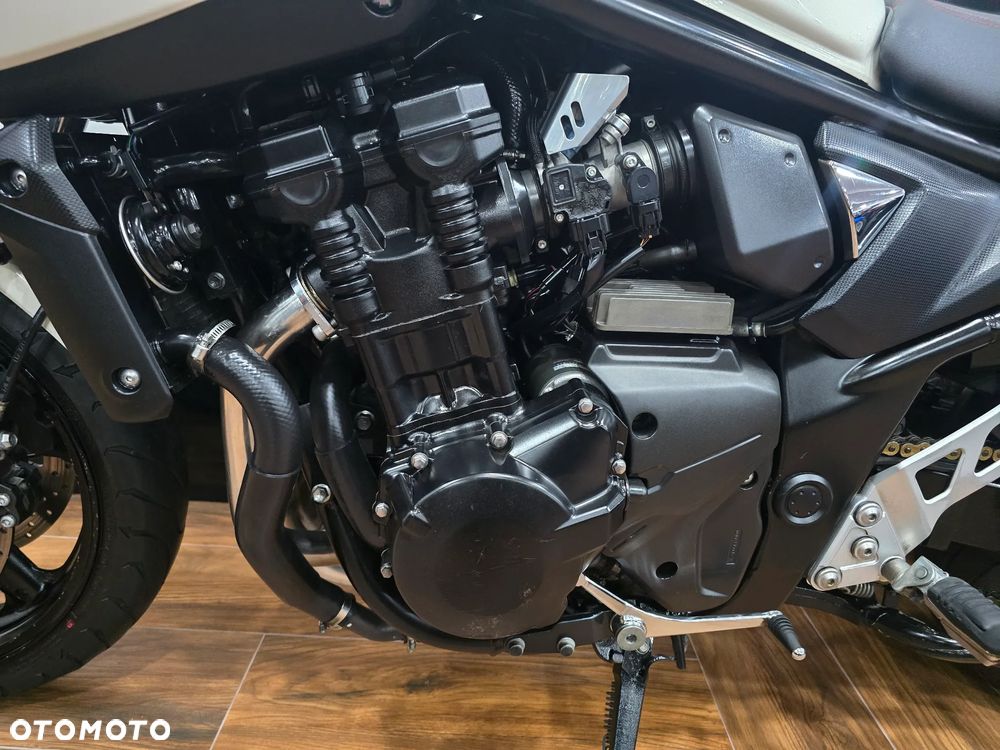 Suzuki Bandit - 13