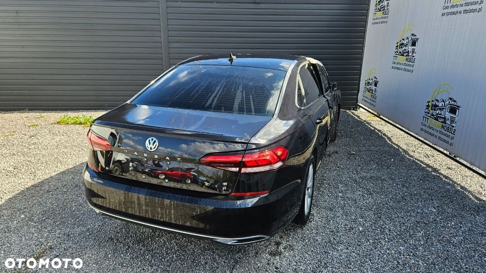 Volkswagen Passat - 27