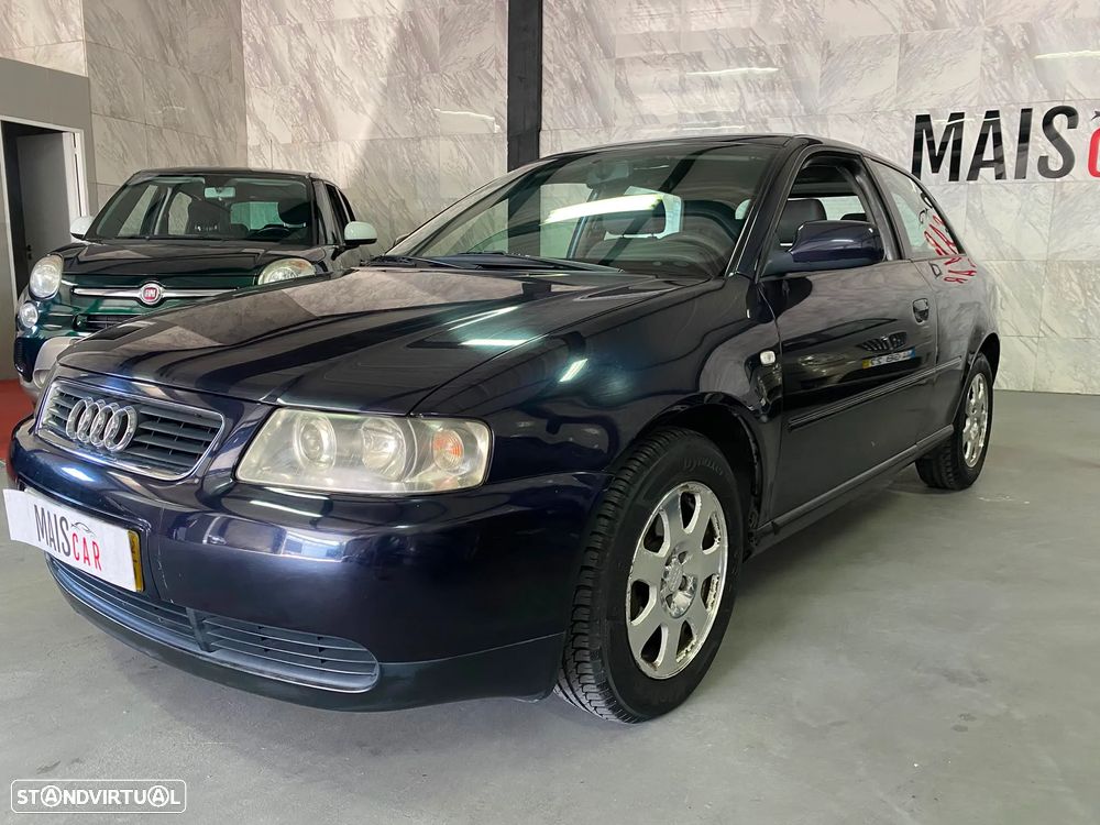 Audi A3 1.6 Sport - 1