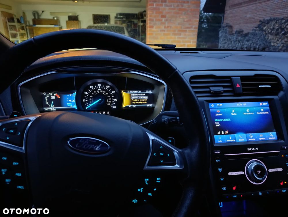 Ford Fusion - 13