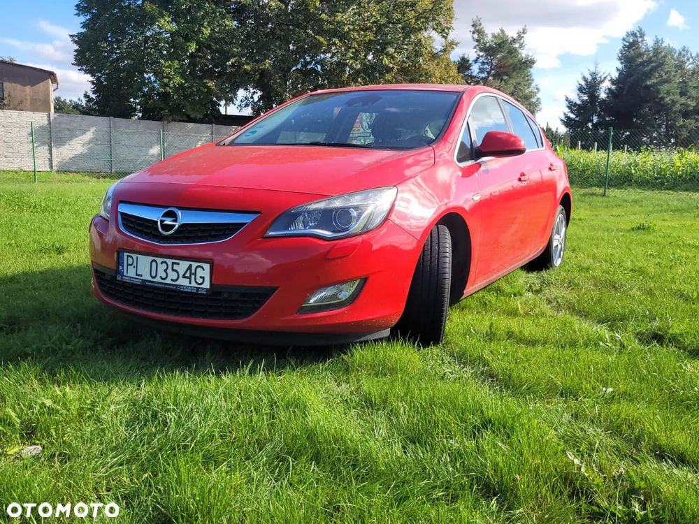 Opel Astra IV 1.4 T Sport - 1