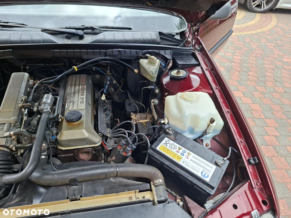 Opel Omega 2.4i GL - 20