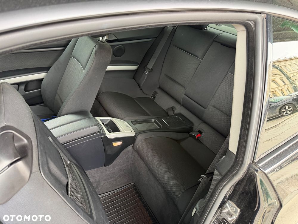BMW Seria 3 318i - 7