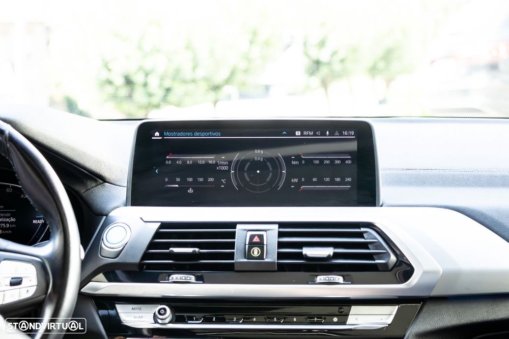 BMW iX3 Inspiring - 41