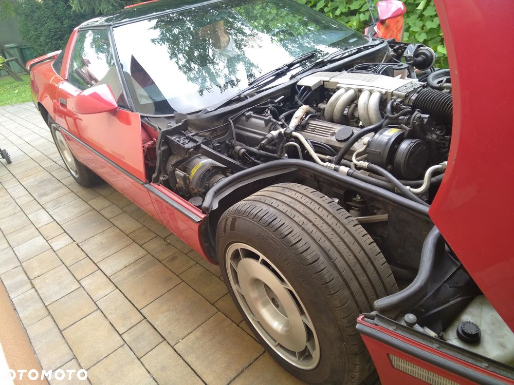 Chevrolet Corvette - 28