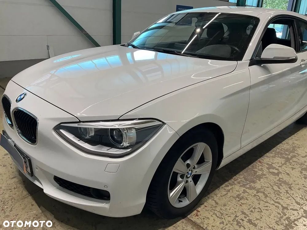 BMW Seria 1 116d DPF - 4