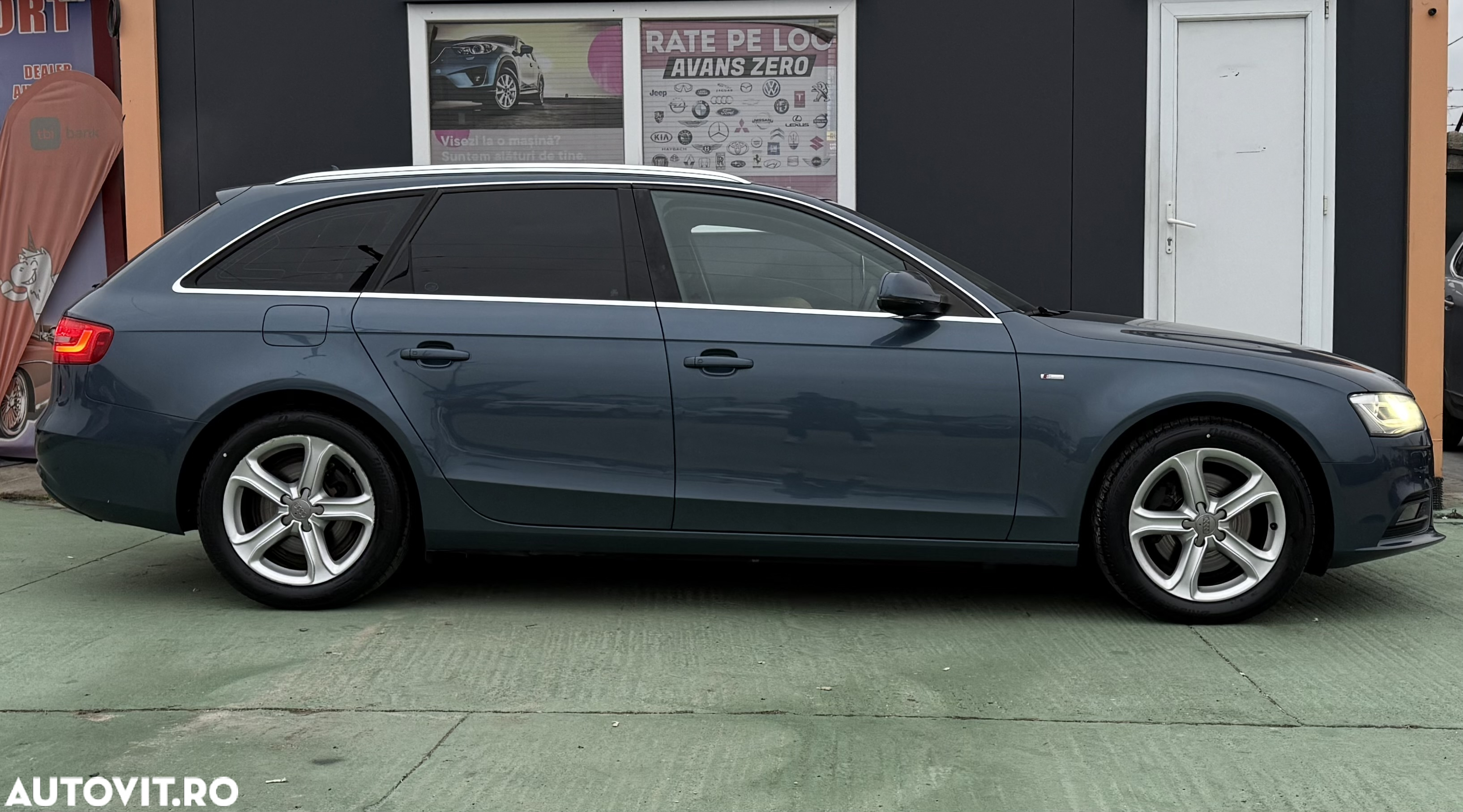 Audi A4 Avant 2.0 TDI quattro S tronic Sport - 5