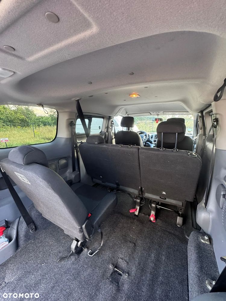 Nissan NV200 Combi 7os - 9