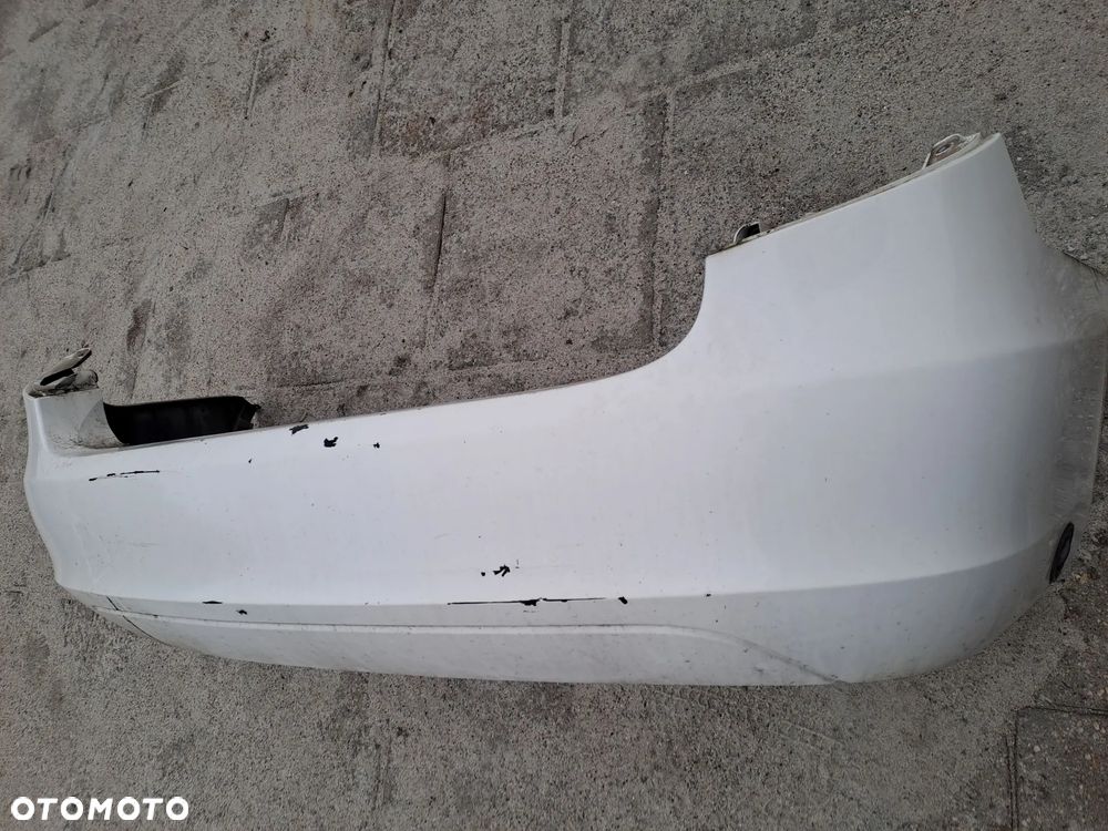 Skoda Fabia II 2007-2014r. kombi zderzak tylny kod lakieru 1026 - 1