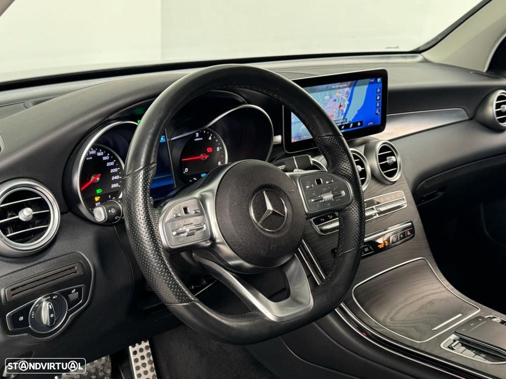 Mercedes-Benz GLC 300 e 4Matic 9G-TRONIC Avantgarde Advanced - 31