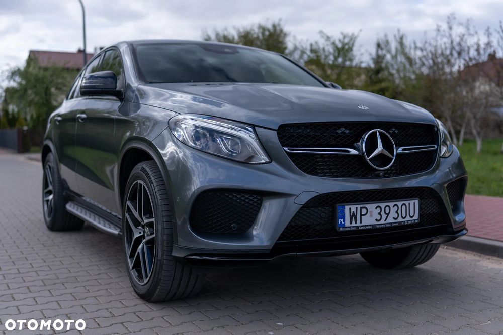 Mercedes-Benz GLE - 21