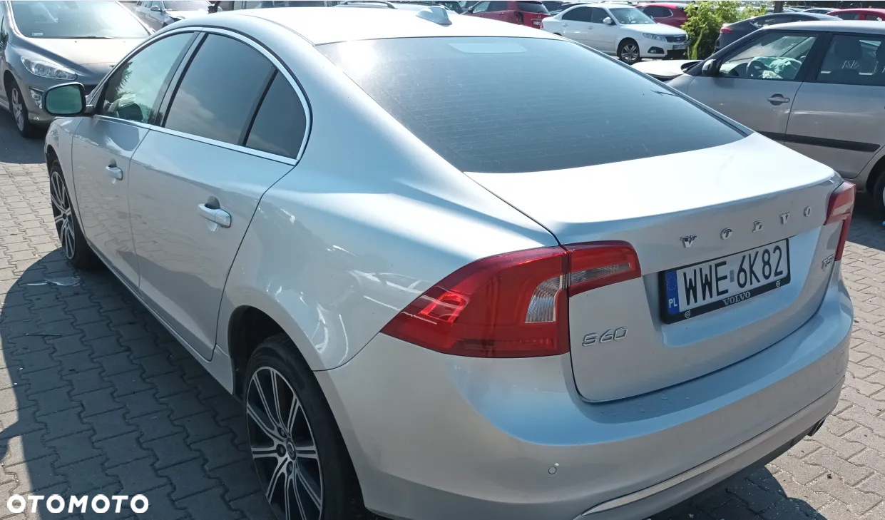 Volvo S60 - 5
