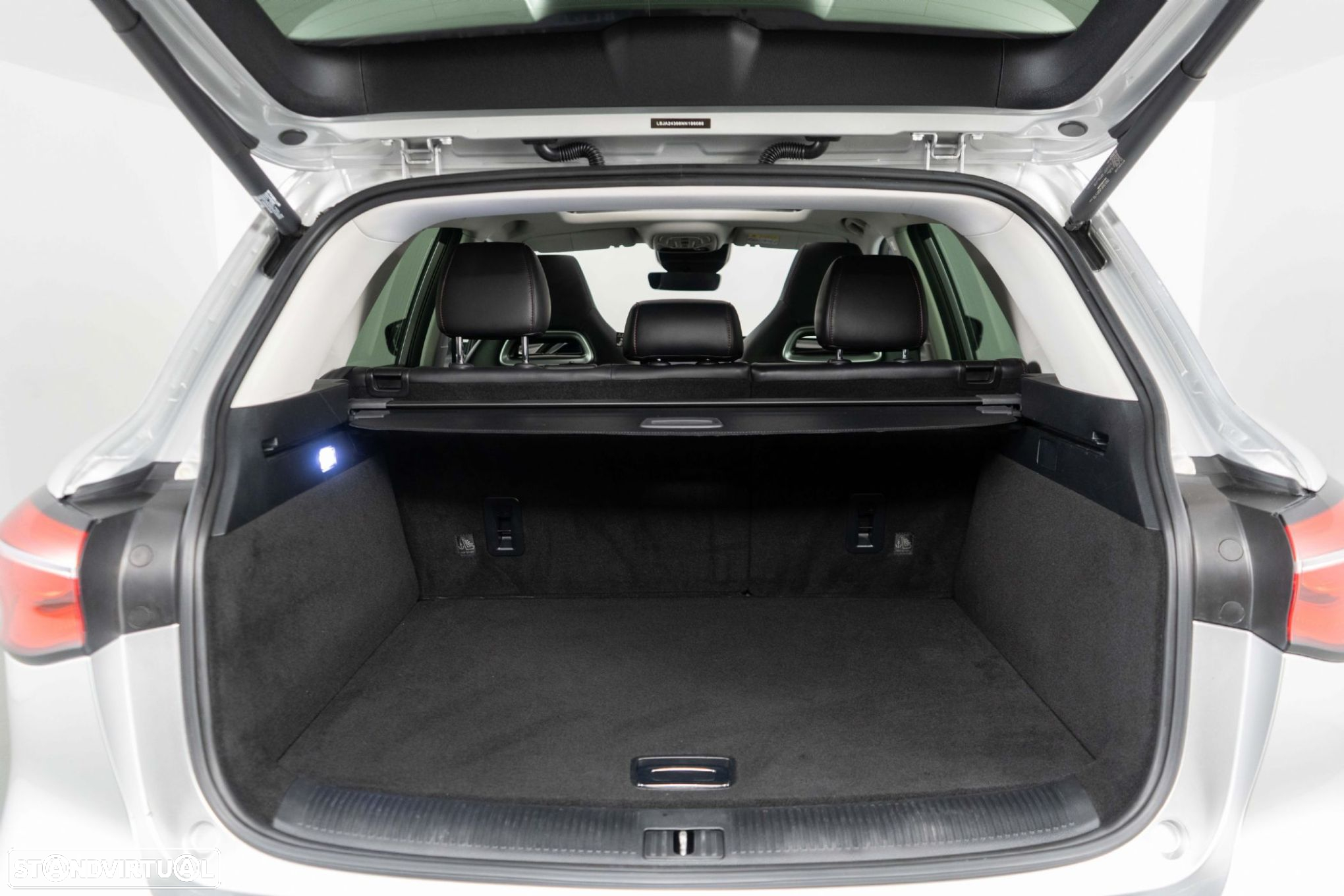MG EHS 1.5 T-GDI Plug-in Hybrid Luxury - 12