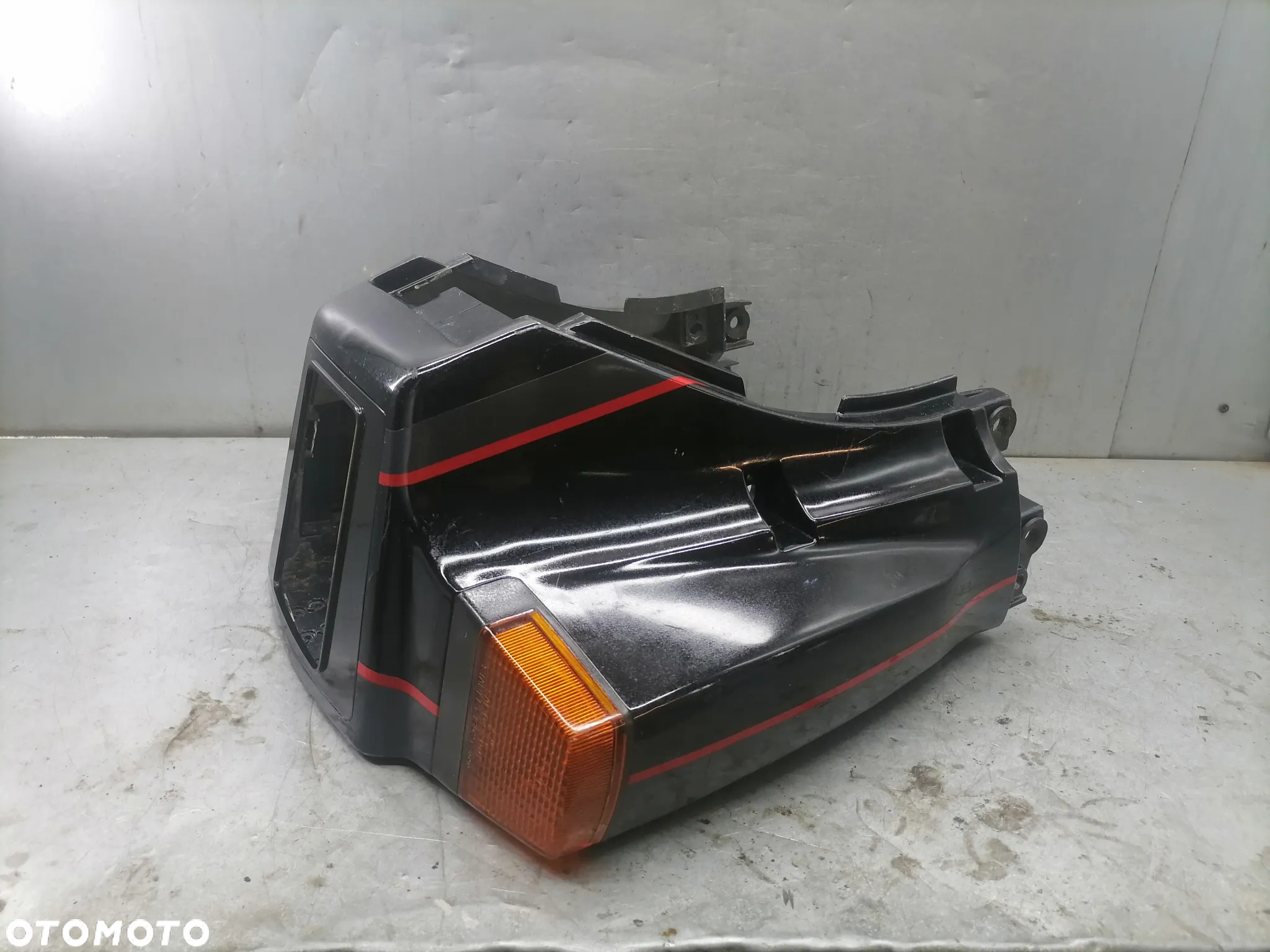 Kawasaki GPZ 1000 RX Ogon zadupek owiewka kierunkowskaz - 2