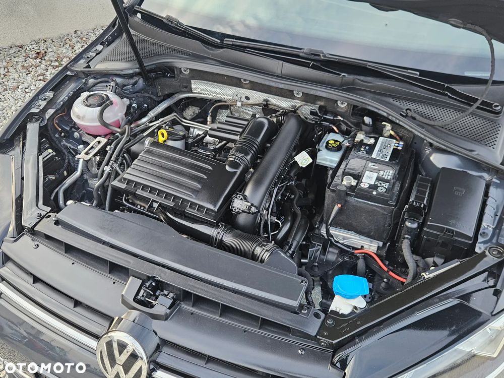 Volkswagen Golf 1.4 TSI BMT Comfortline - 14