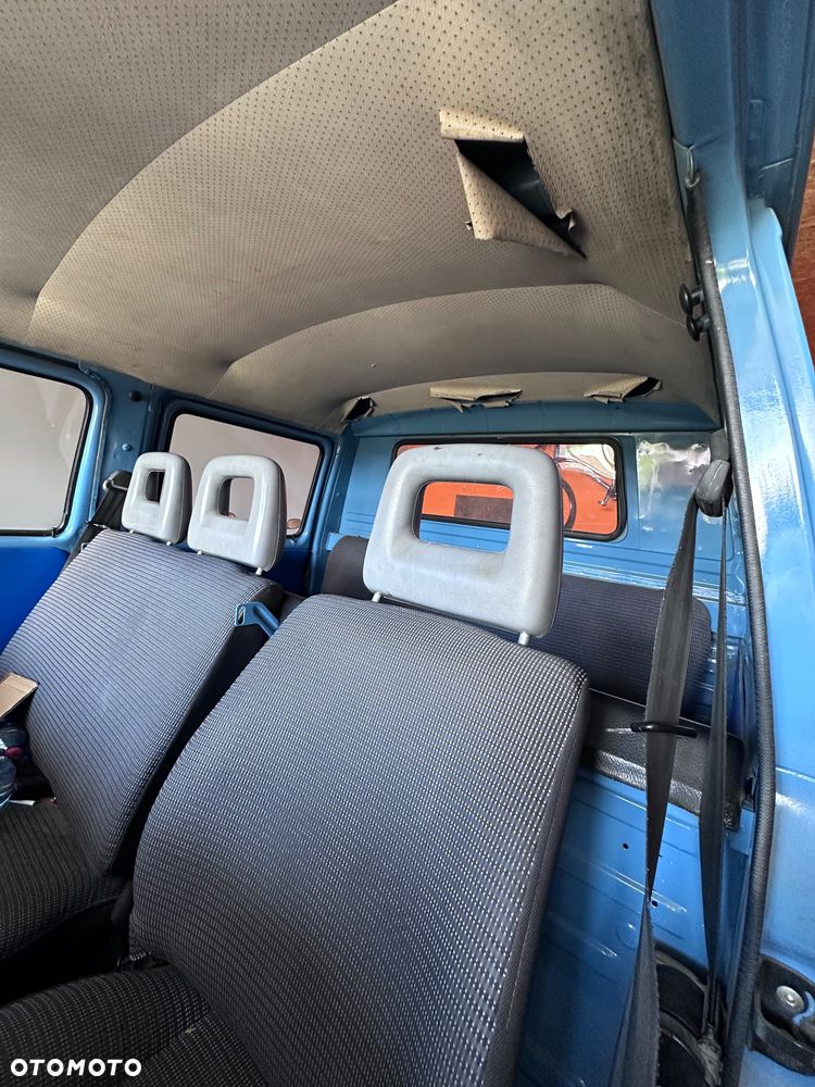 Volkswagen Transporter - 6