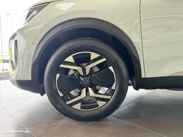 Peugeot 2008 1.2 PureTech Allure - 15