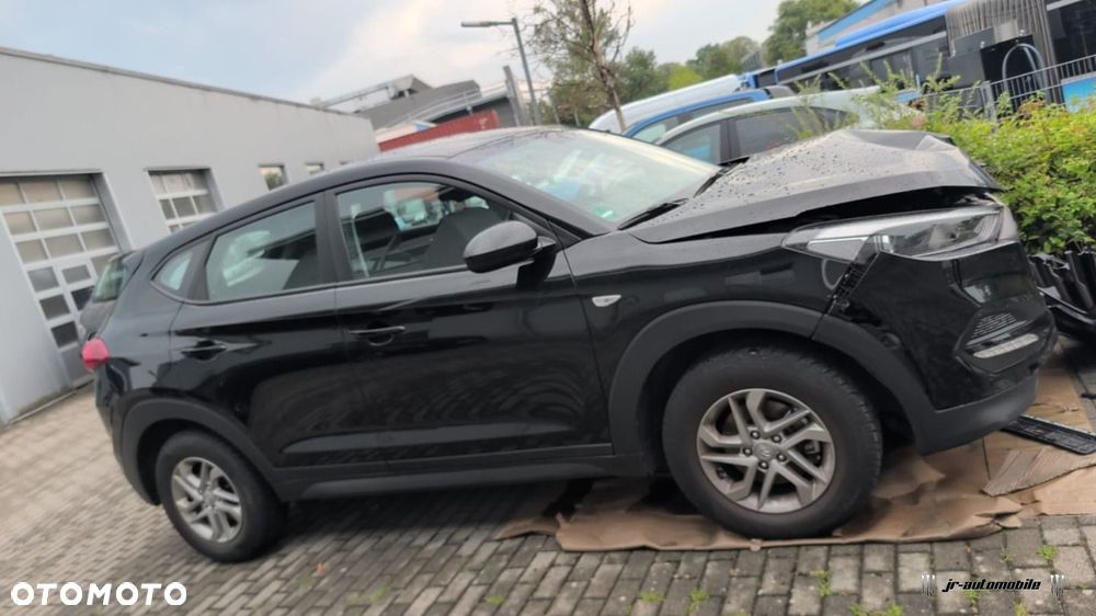 Hyundai Tucson - 2