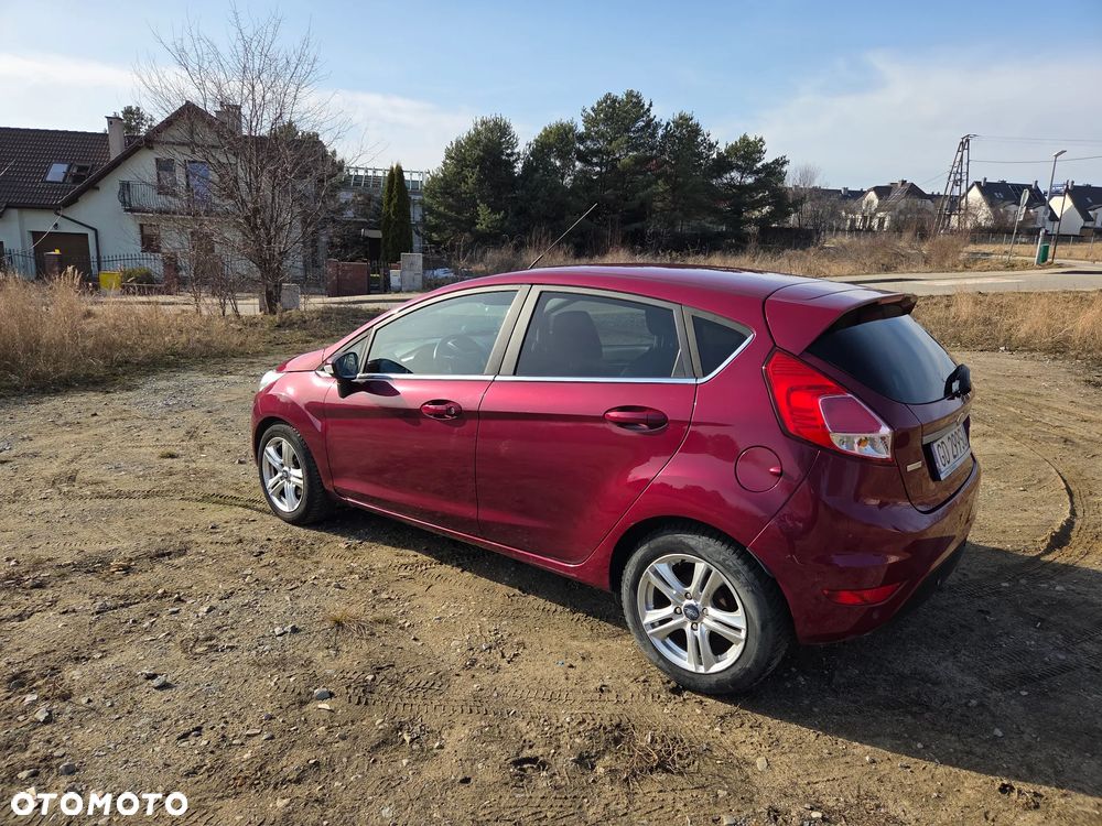 Ford Fiesta 1.0 EcoBoost Powershift Titanium - 4