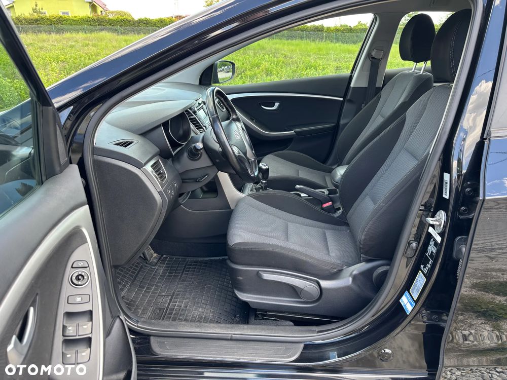 Hyundai i30 Kombi 1.6 CRDI Select - 6