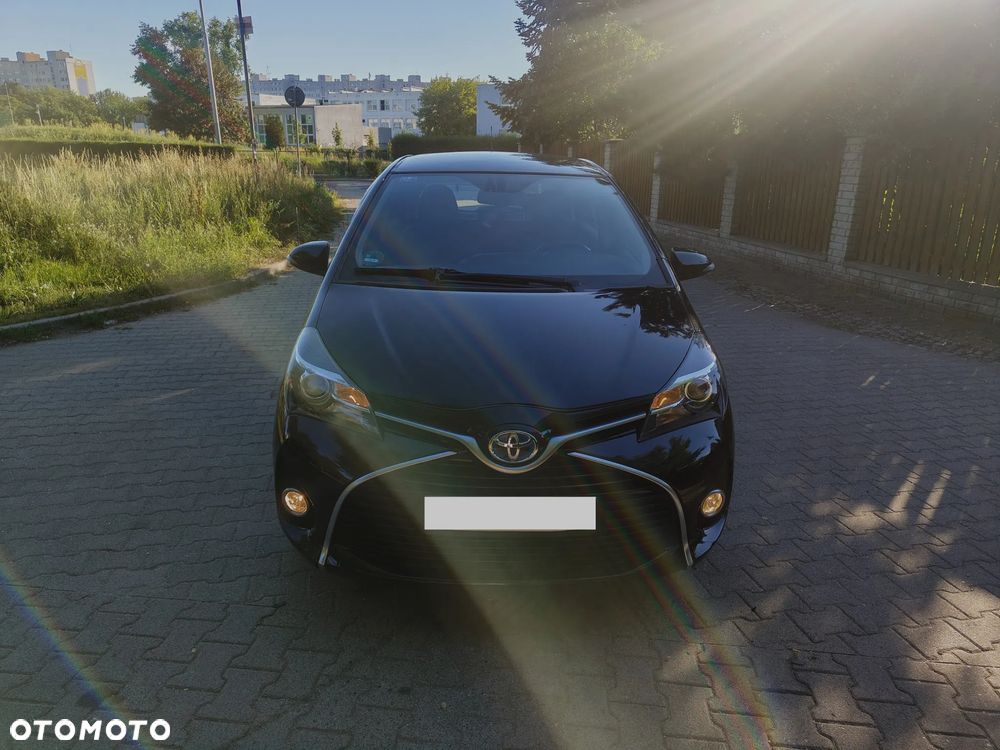 Toyota Yaris 1.5 VVT-i Comfort mit Design Paket - 3