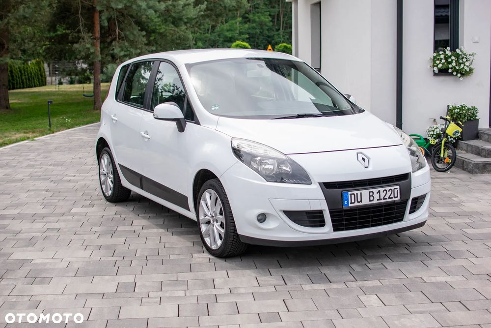 Renault Scenic - 1