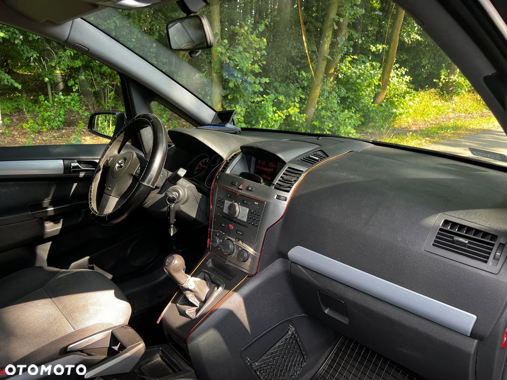 Opel Zafira 1.6 Enjoy - 5
