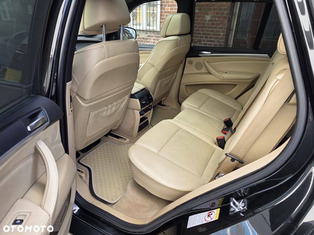 BMW X5 - 25