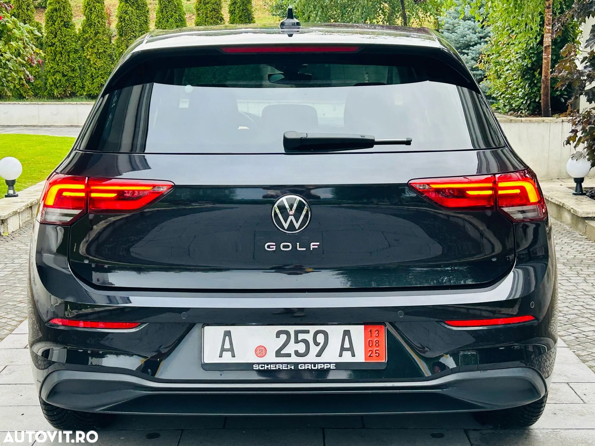 Volkswagen Golf 2.0 TDI DSG Life - 15