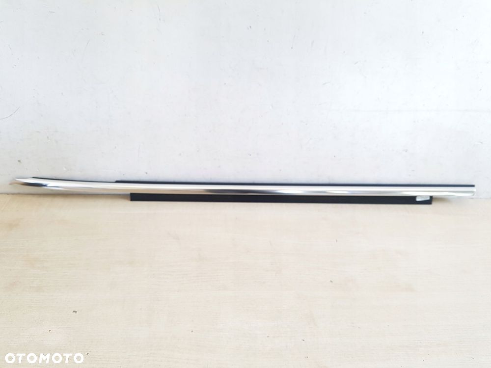 audi a5 b8 sportback listwa zgarniająca lewy przód chrom 8t8853283f 2zz - 1