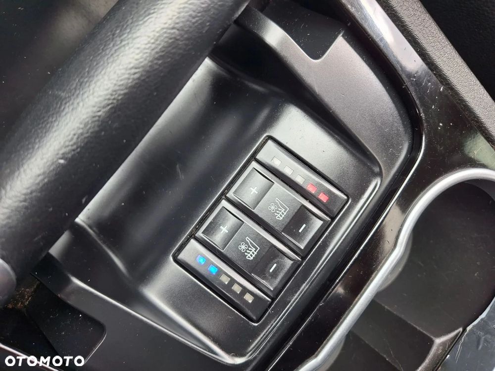 Ford S-Max 2.0 TDCi DPF Titanium X - 15