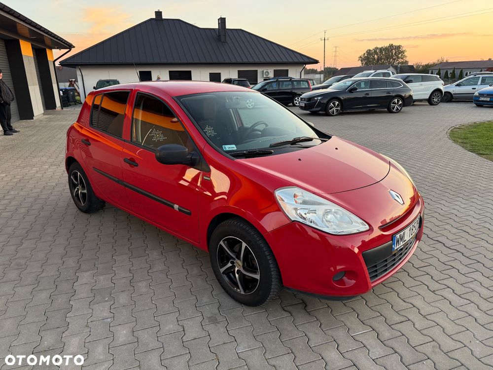 Renault Clio 1.2 16V 75 Yahoo - 18