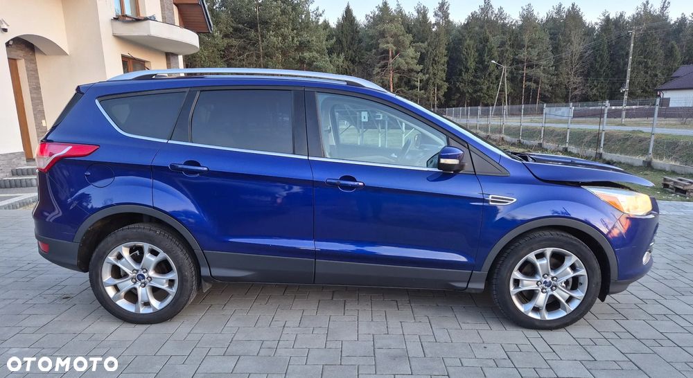 Ford Escape 2.0 EcoBoost AWD Titanium - 2