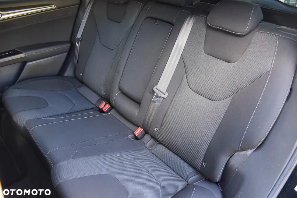 Ford Mondeo Turnier 2.0 TDCi Start-Stopp PowerShift-Aut ST-Line - 37